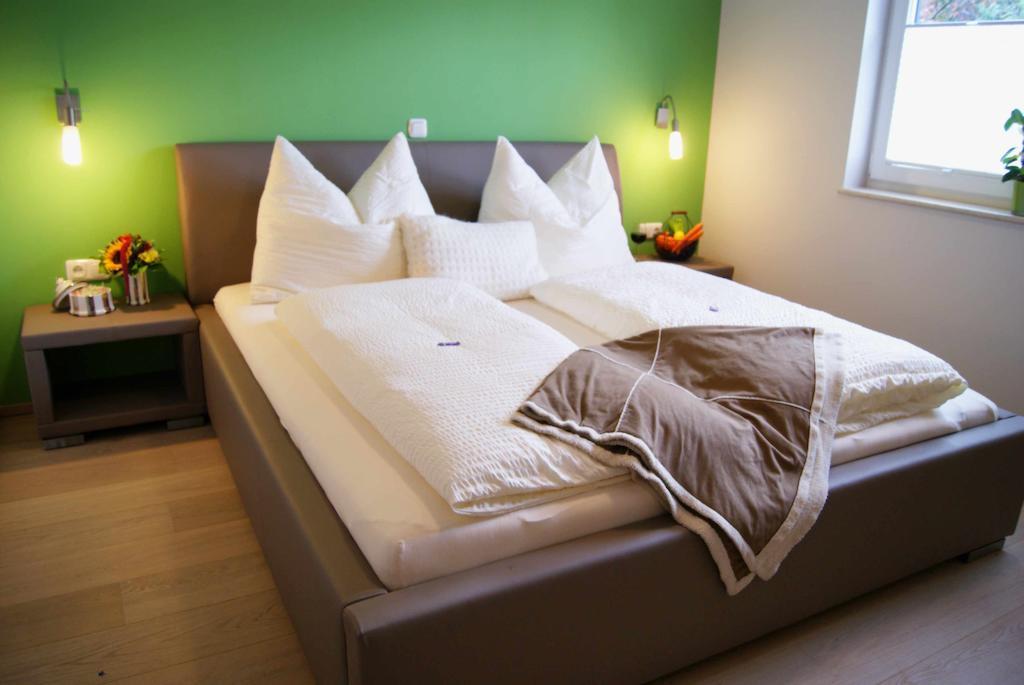 Taferne In Koestendorf - Ferienwohnung Monteurzimmer Neumarkt am Wallersee Exterior foto